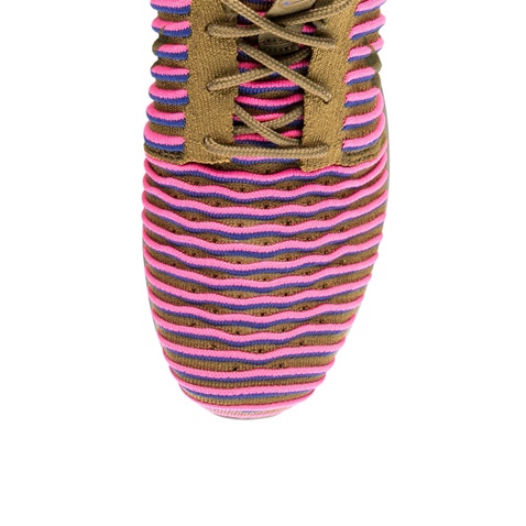 NIKE-Γυναικεία αθλητικά παπούτσια NIKE ROSHE TWO FLYKNIT πολύχρωμα