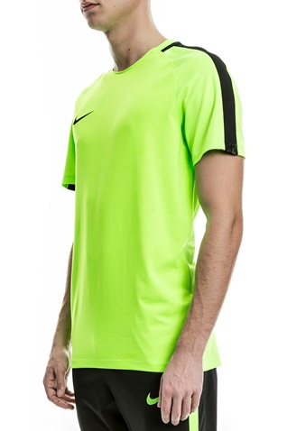 NIKE-Αθλητική κοντομάνικη μπλούζα Nike πράσινη 