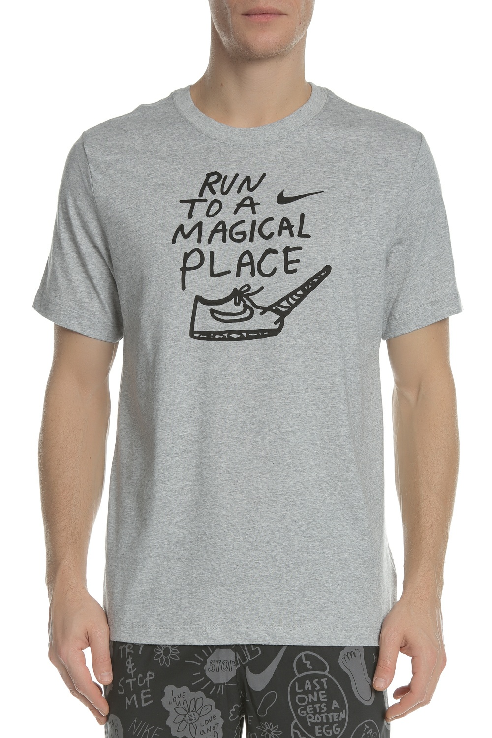 Ανδρικά/Ρούχα/Αθλητικά/T-shirt NIKE - Ανδρική κοντομάνικη μπλούζα NIKE DRY MAGIC PLACE γκρι