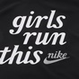 NIKE-Παιδικό t-shirt NIKE NSW TEE SCOOP GIRLS RUN THIS μαύρο