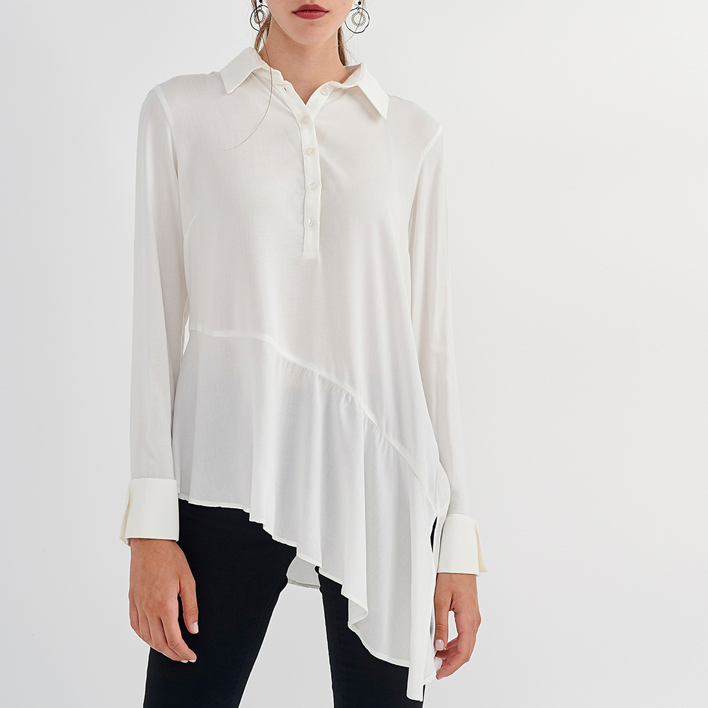 Γυναικεία/Ρούχα/Μπλούζες/Μακρυμάνικες ATTRATTIVO - Γυναικεία μπλούζα ATTRATTIVO λευκή
