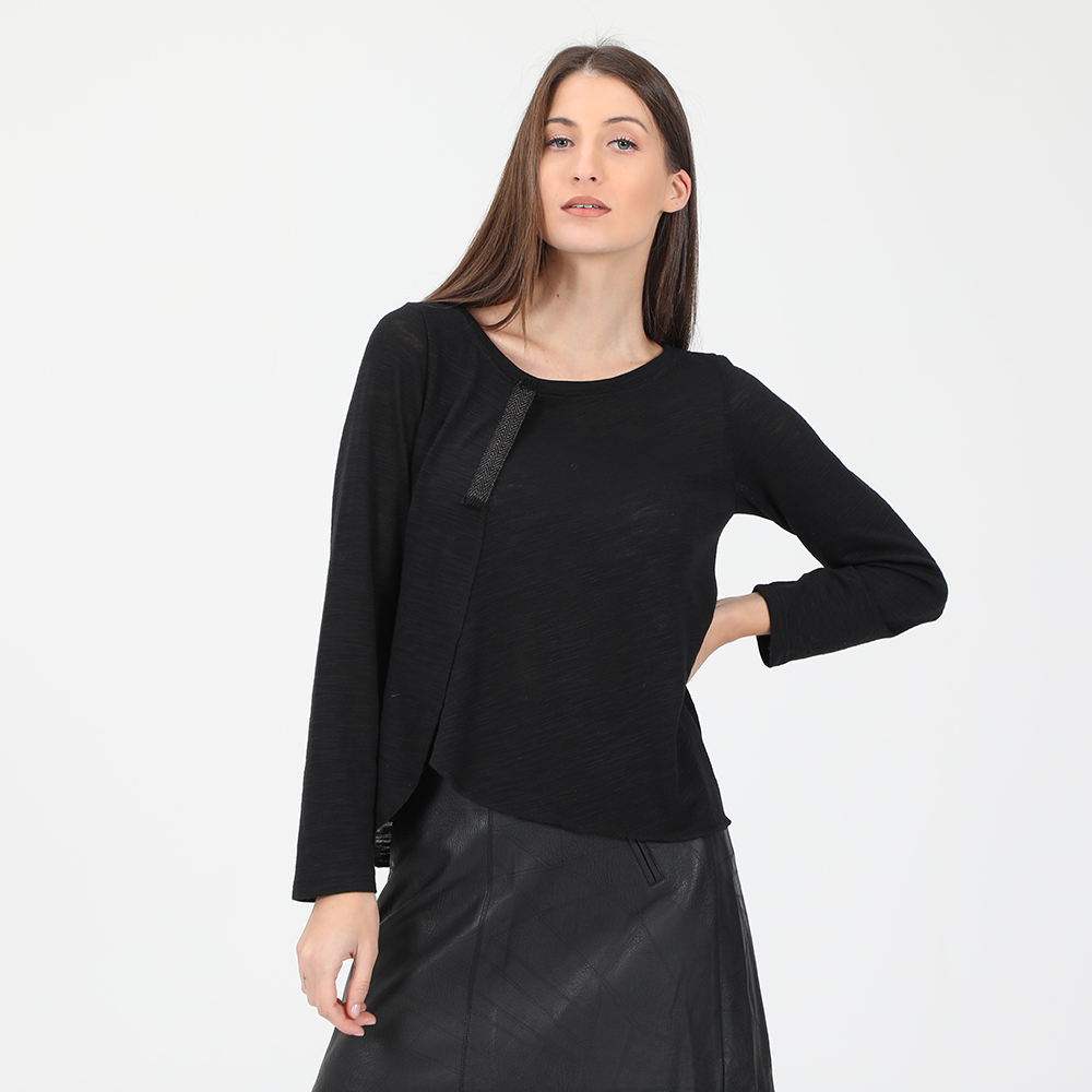 Γυναικεία/Ρούχα/Μπλούζες/Μακρυμάνικες ATTRATTIVO - Γυναικεία μπλούζα ATTRATTIVO μαύρη